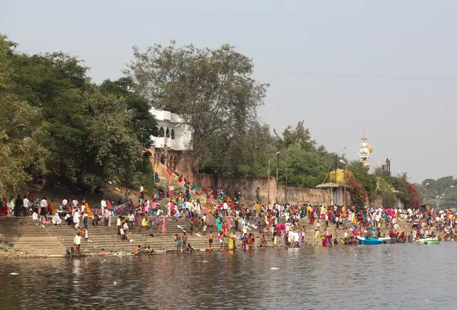 संदर्भ चित्र: उज्जैन में क्षिप्रा नदी का रामघाट। जयसिंहपुरा नगर के इसी पश्चिमी भाग में नदी के समीप है।